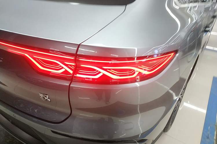 Used BYD Han 2024 DM-i Glory Edition 121KM Prestige Model
