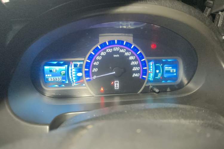 Used BYD S6 2013 Jingyue Edition 2.4L Automatic Luxury Model 5 Seats
