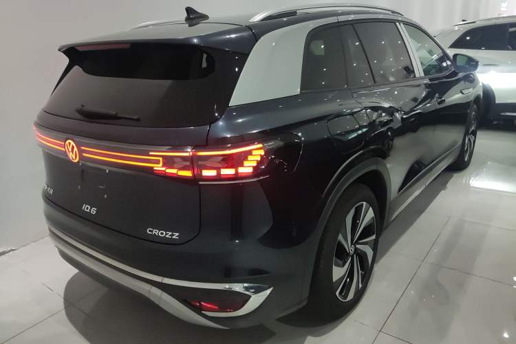 Used Volkswagen ID.6 CROZZ 2022 Long-Range PURE+ Edition