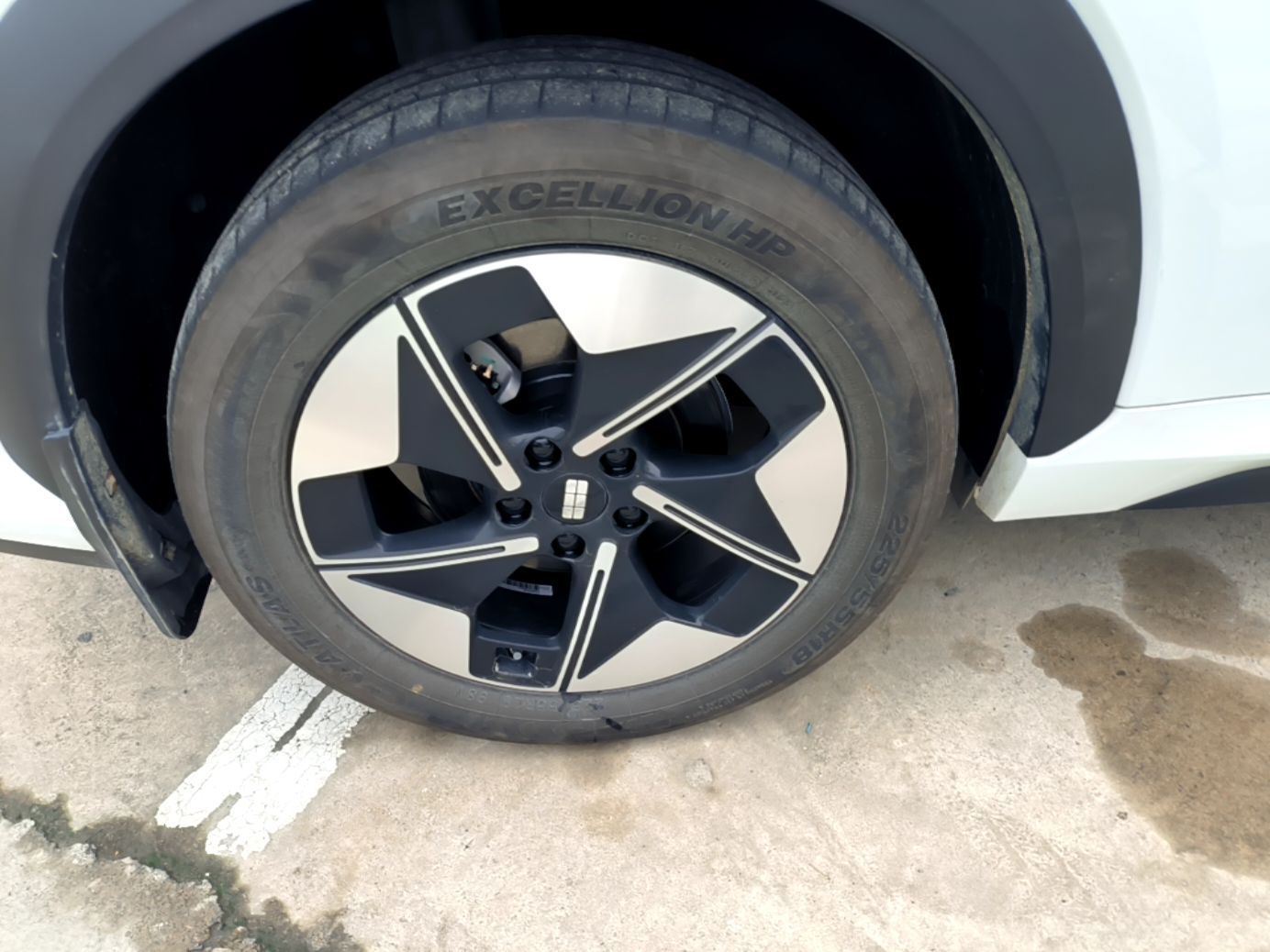 Geely Galaxy E5 2026 Model 610km Exploration+ Edition — снимка 11