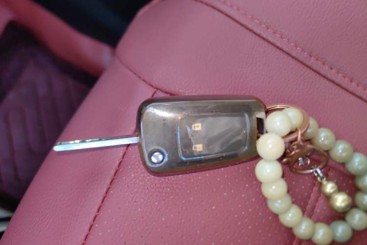 Used Chevrolet Trax 2016 1.4T Automatic Two-Wheel Drive Comfort Version with Sunroof