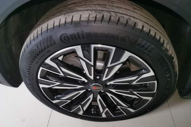 Used Hongqi HS5 2025 2.0T All-Wheel-Drive Flagship Pro Edition
