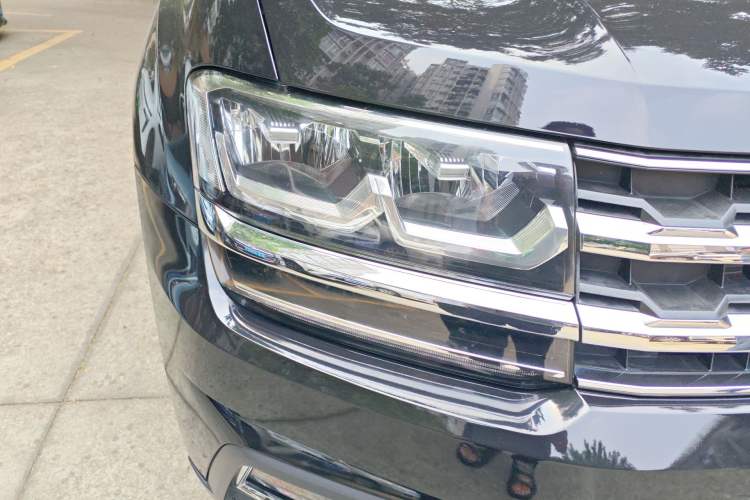 Used Volkswagen Teramont 2017 380TSI Four-Wheel Drive Luxury Edition Right Front Headlight