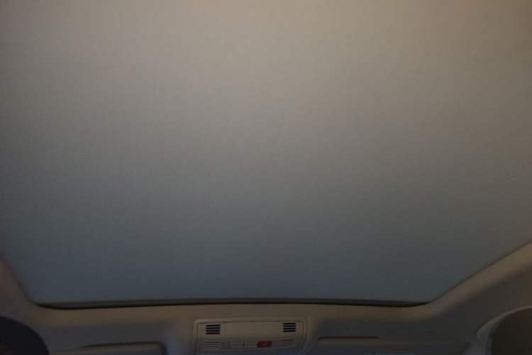 Used Volkswagen Variant 2018 380TSI Two-Wheel Drive Comfort Edition Headliner