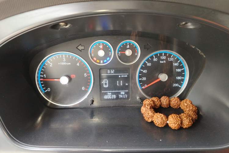 Used Foton Toano 2021 2.0T Manual Tongtu Extended-Wheelbase Mid-Roof 5/6/7-Seater 4F20TC3
