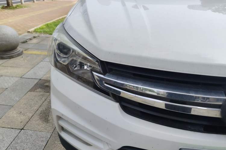 Used Dongfeng Fengon S560 2018 1.8L Manual Comfort 5-Seater China V Standard