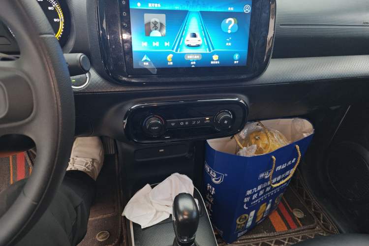 Used Roewe Clever 2022 311km QiQi BoBo Edition Audio And AC Panel