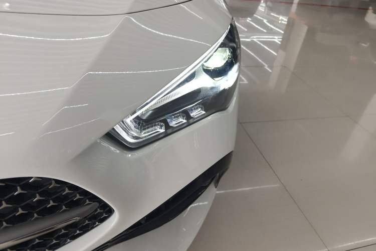 Used Mercedes-Benz CLA 2024-Year Facelifted CLA 200