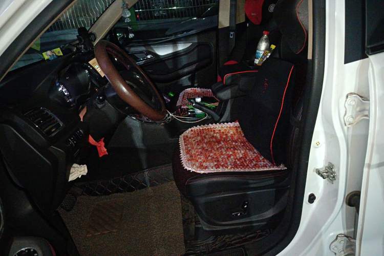 Used Baojun 560 2016 1.8L iAMT Luxury Model