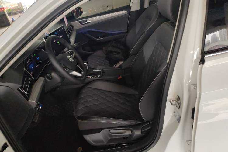 Used Volkswagen Sagitar 2023 300TSI DSG Excellence Edition