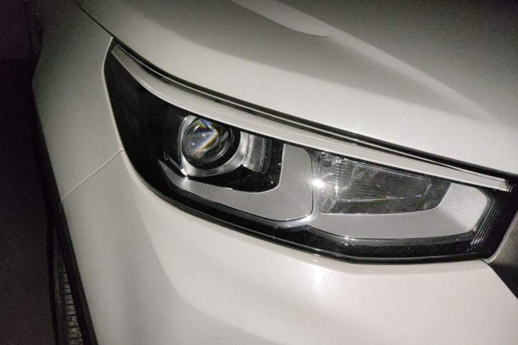 Used Changan CS55 2017 1.5T Manual Colorful Edition