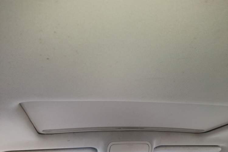 Used FAW Senya R7 2016 1.6L Manual Smart Version
