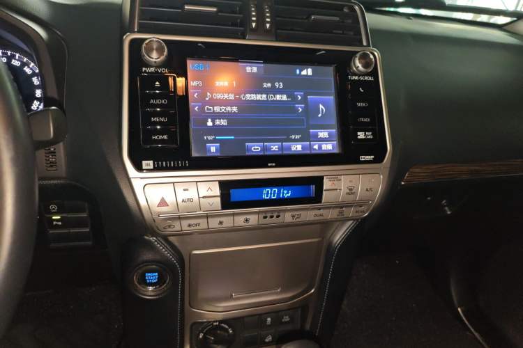 Used Toyota Prado 2018 3.5L Automatic TX-L NAVI Audio And AC Panel