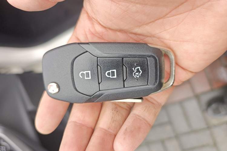 Used Ford Escort 2017 Happiness Edition 1.5L Automatic Fashion Version
