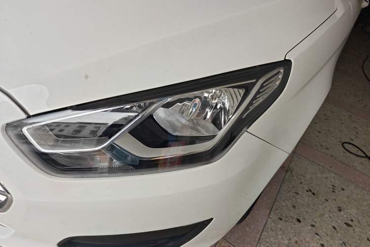 Used Ford Escort 2019 Revised 1.5L Automatic ZhiXiang Version (Tire Pressure Monitoring) China VI Standard
