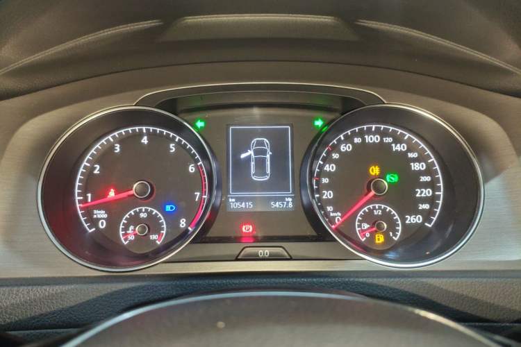 Used Volkswagen Golf 2015 1.6L Automatic Comfort Model Instrument Cluster