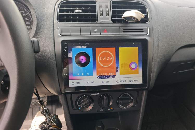 Used Volkswagen Polo 2016 1.4L Automatic Trendy Model Audio And AC Panel