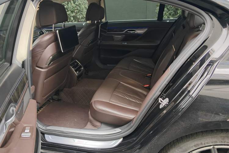 Used BMW 7 Series 2017 740Li Luxury Edition