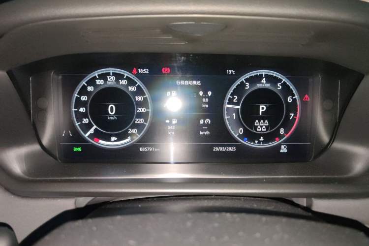 Used Land Rover Discovery 2020 2.0T 30th Anniversary Special Edition Instrument Cluster