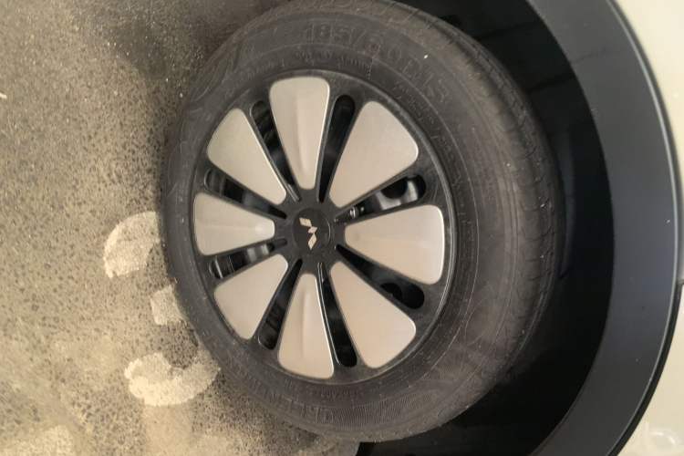 Used Wuling Bingo 2023 333 km Enjoyment Version Right Rear Wheel Hub