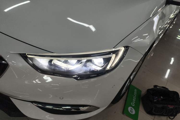 Used Buick Regal 2017 20T Luxury Model Left Front Headlight