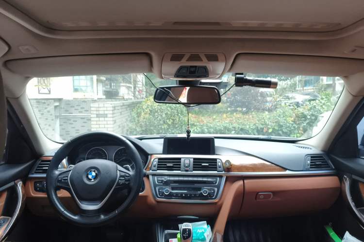 Used BMW 3 Series 2015 320Li Luxury Design Package Premium Edition