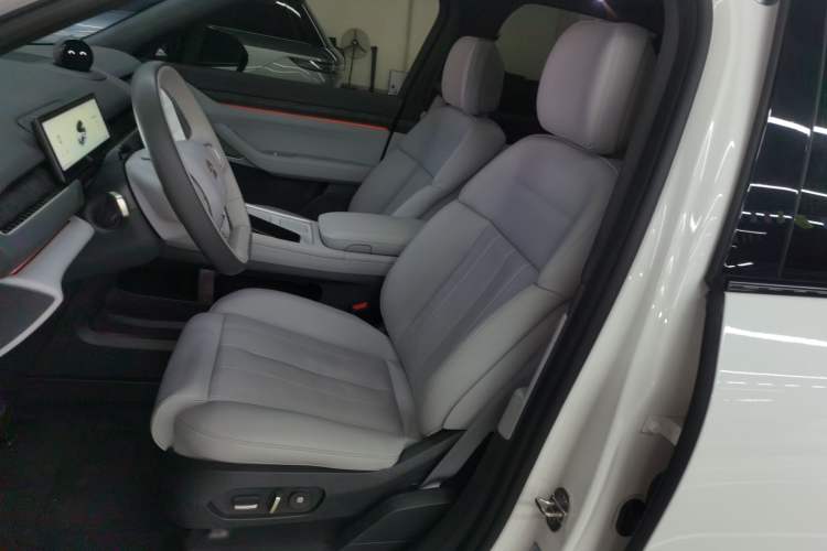 Used Nio ES8 2024 100kWh Signature Edition
