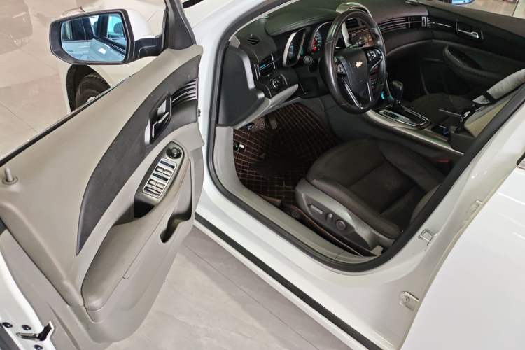 Used Chevrolet Malibu 2014 2.0L Automatic Luxury Edition
