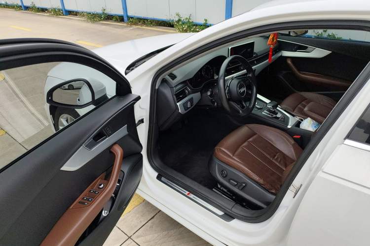 Used Audi A4L 2017 Plus 40 TFSI Fashion Model