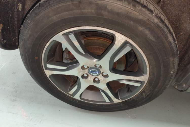 Used Volvo XC60 2015 T5 AWD Zhiyuan Edition Exterior 2