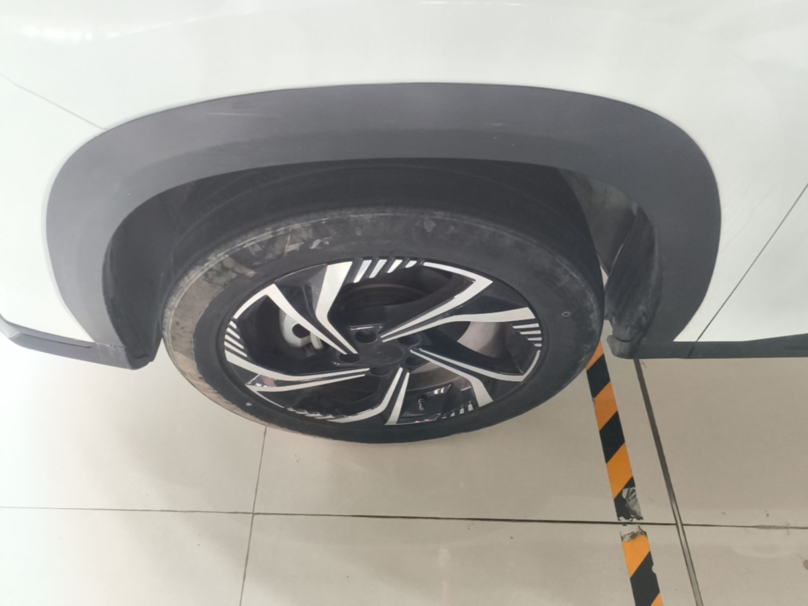 Geely Auto Emgrand X7 Sport 2023 Boyue COOL 1.5TD Smart Connect+ — снимка 10