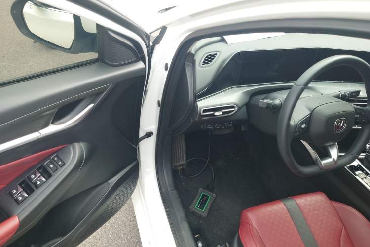 Used CHANGAN Eado 2021 PLUS Blue Whale NE 1.4T GDI DCT Prestige Model
