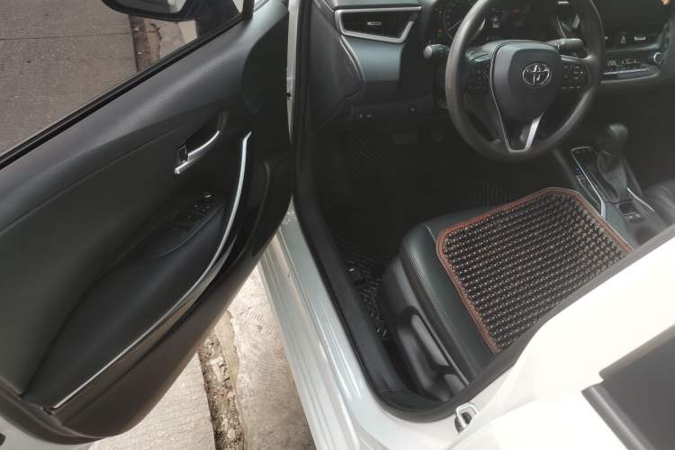 Used Toyota Corolla 2021 Dual-Motor 1.8L E-CVT Elite Edition
