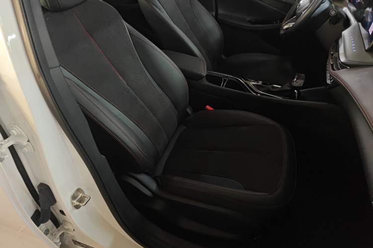 Used Buick Verano 2023 Pro GS Swift Edition Right Front Seat