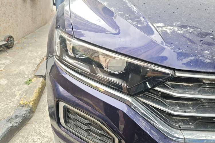 Used Volkswagen T-ROC 2019 280TSI DSG Two-Wheel Drive Comfort Version China VI Standard Right Front Headlight