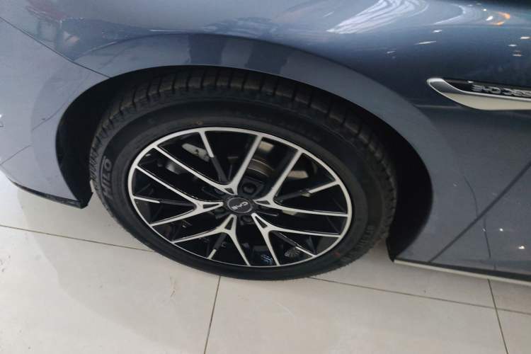 Used BYD Seal 2023 DM-i 1.5L 121km Prestige Model