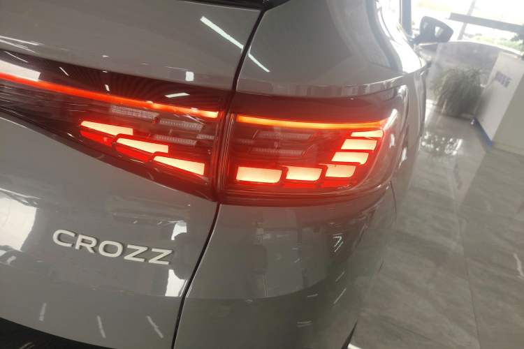 Used Volkswagen ID.4 CROZZ 2022 Long-Range PRO Edition Exterior 3