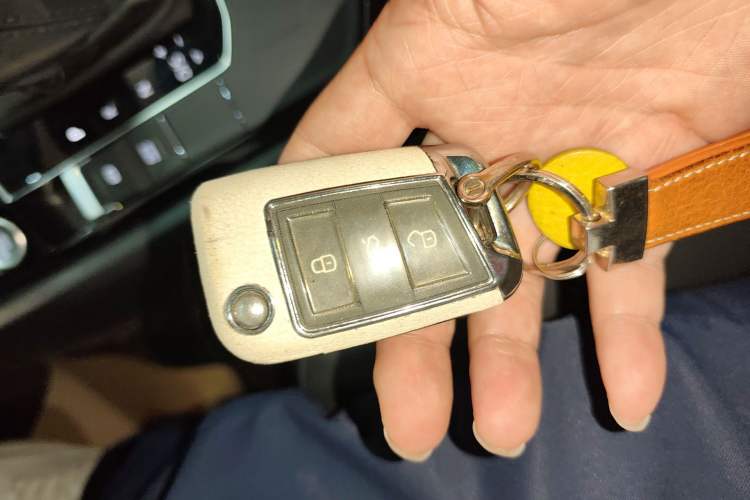 Used Volkswagen Tiguan L 2022 330TSI Automatic Two-Wheel Drive Smart Edition Vehicle Key