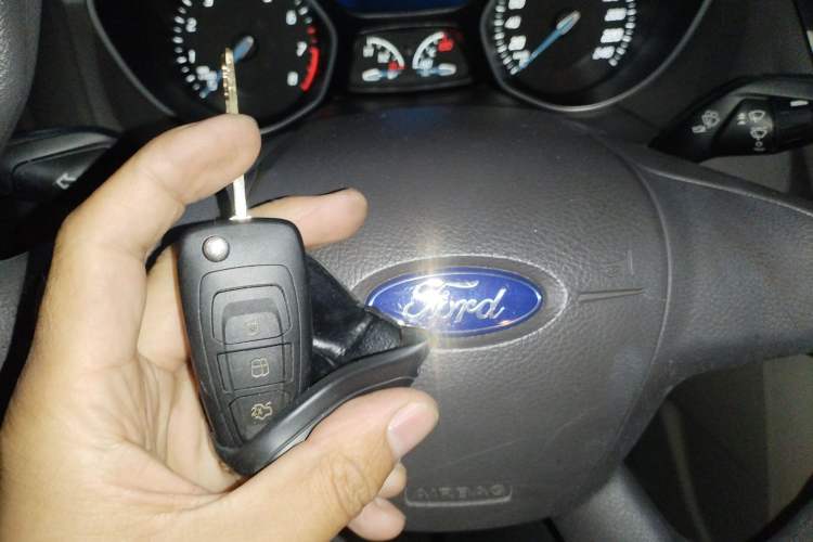 Used Ford Focus 2012 Sedan 1.6L Automatic Comfort Model Vehicle Key