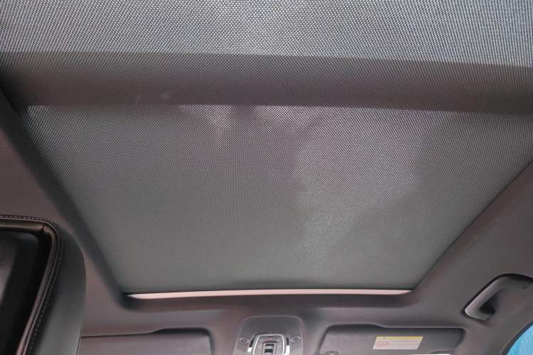 Used Audi Q5L 2025 40 TFSI Luxury Dynamic Edition Headliner