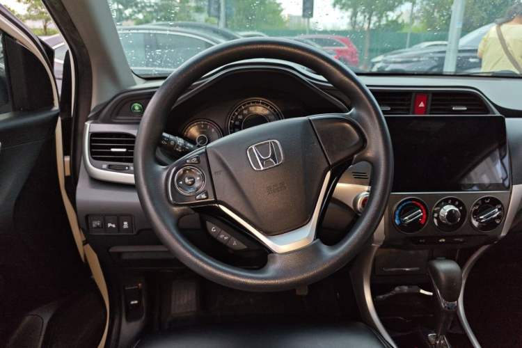 Used Honda Crider 2017 1.8L CVT Comfort Special Edition
