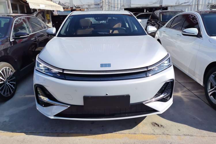 Used Geely Galaxy Galaxy A7 2025 Model EM-i 150km Long-Distance Edition