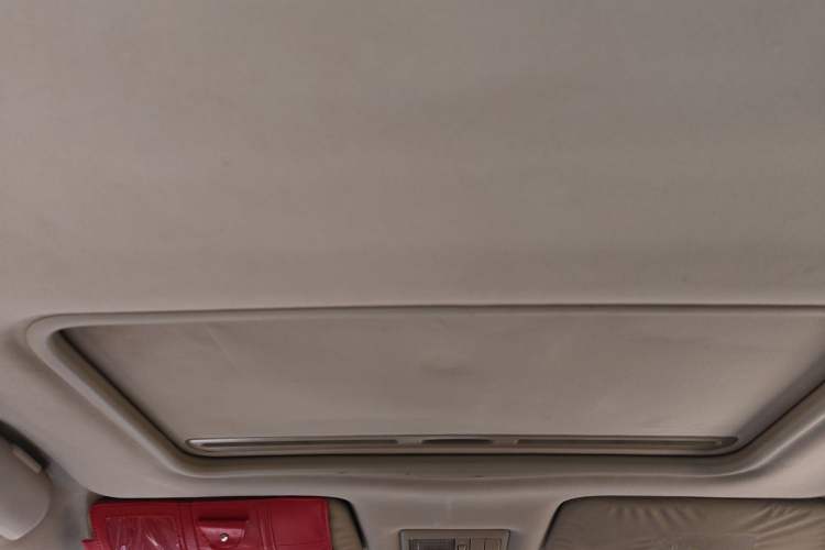 Used CHANGAN Alsvin V5 2012 1.5L Manual Sport Version China IV Standard