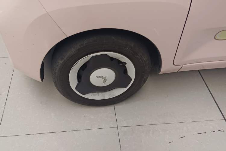 Used Wuling Hongguang MINIEV 2021 Macaron Premium Model – Lithium-NMC
