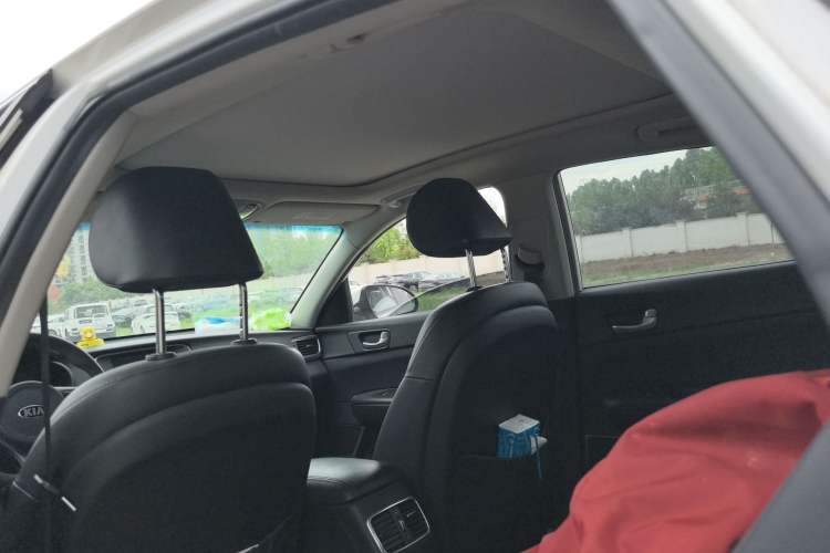 Used Kia K5 New Energy 2018 2.0L Smart Enjoyment Version Headliner