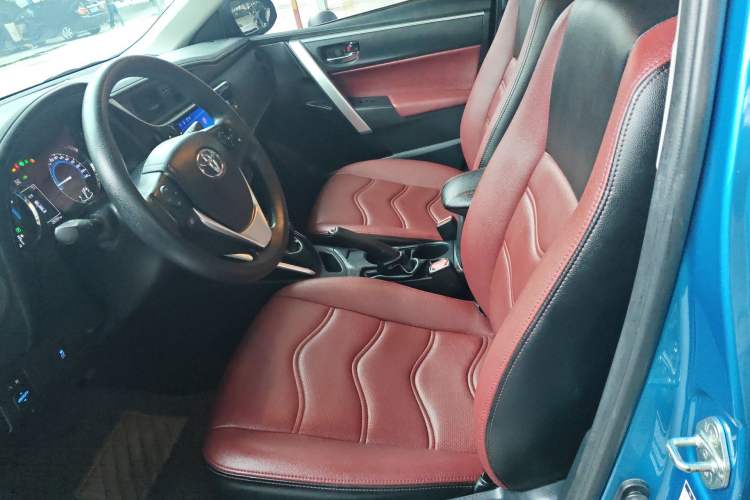 Used Toyota Levin 2017 Revised Dual-Engine 1.8H GS E-CVT Elite Sunroof Version China V Standard Left Front Seat