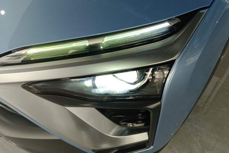 Used Nio ES8 2018 355 km Base Version 7-Seater Edition
