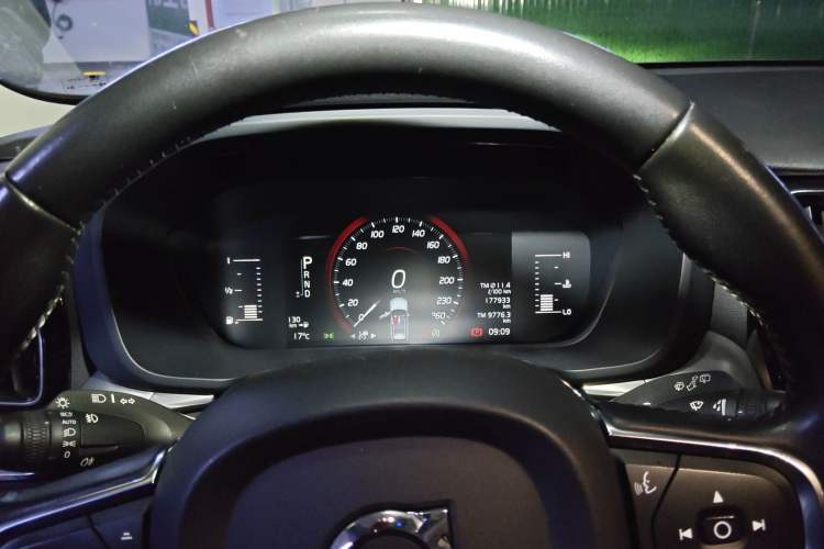 Used Volvo XC60 2019 T5 4x4 Smart Edition China VI Standard
