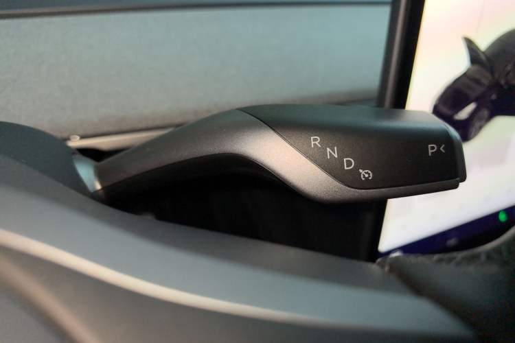 Used Tesla Model Y 2024 Rear-Wheel-Drive Version