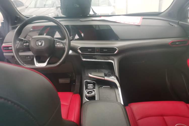 Used Changan UNI-T 2020 1.5T Prestige Version
